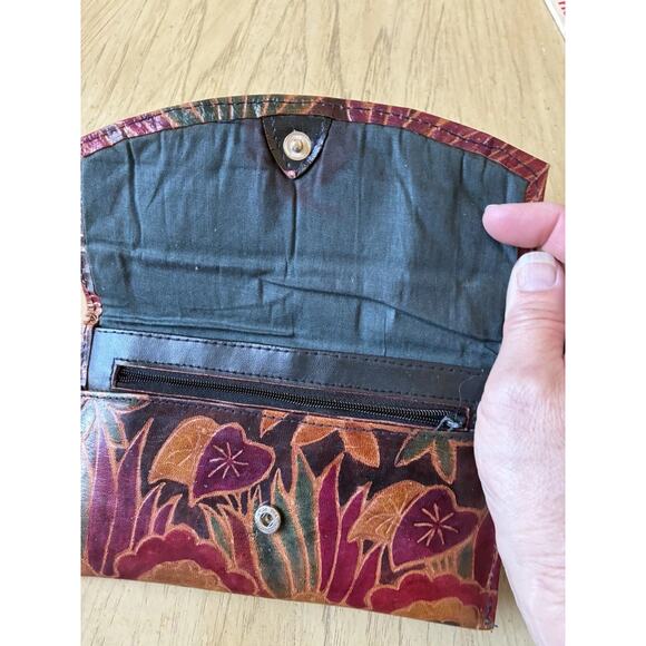Hand Tooled Leather Wallet Elephants African Clutch Boho Eco Red Brown Handmade - Picture 3 of 9